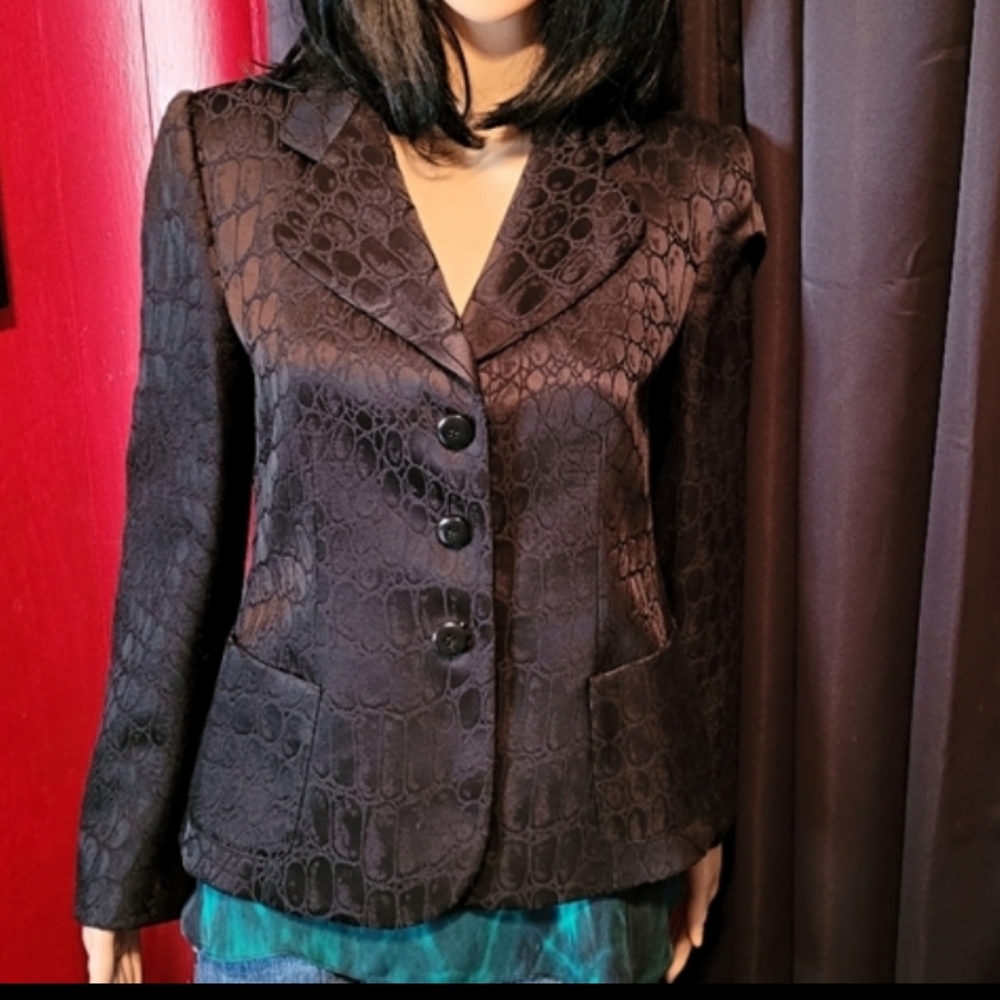 MINT CONDITION!! Armani Collezioni Black Blazer SZ 8